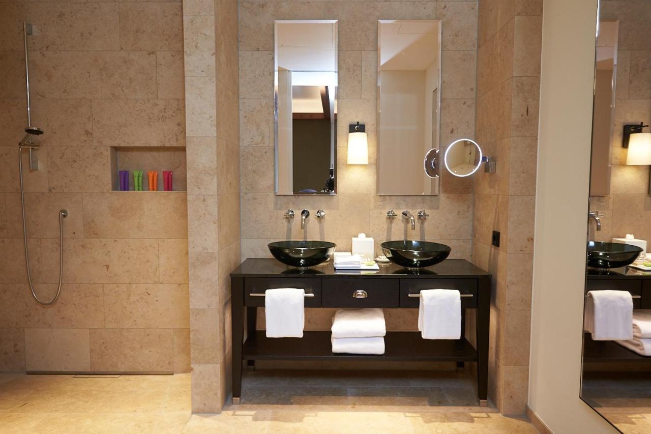 Do & Co Hotel Muenchen Exterior photo Bathroom